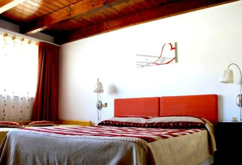Standard Kolmen Hengen Huone Puutarhanäkymä, B&b La Betulla