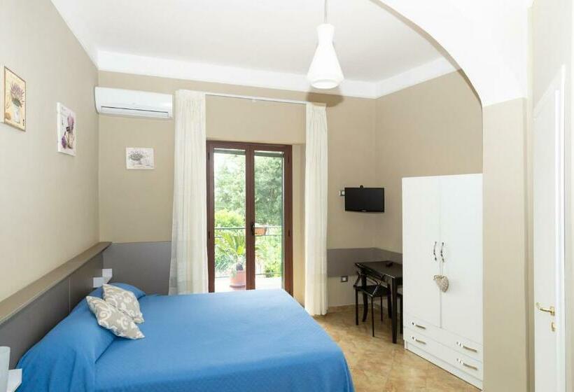 标准间, La Masseria