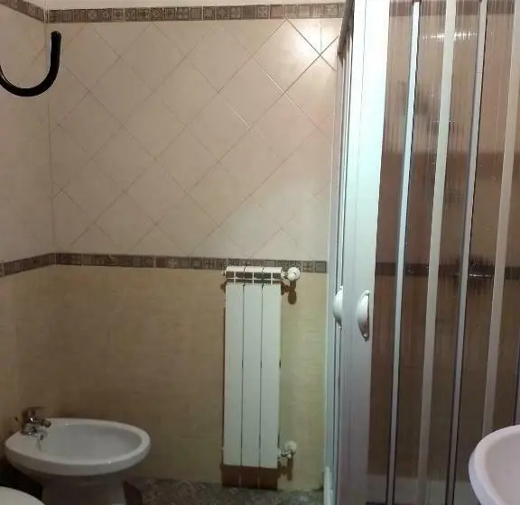 Basic-huone, Palazzo Aprile