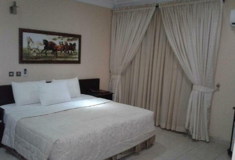 اتاق لوکس, Conference Hotel & Suites Ijebu