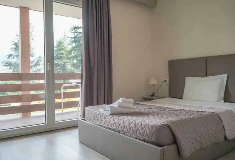 Standard Yhden Hengen Huone, Al Ponte Garnì