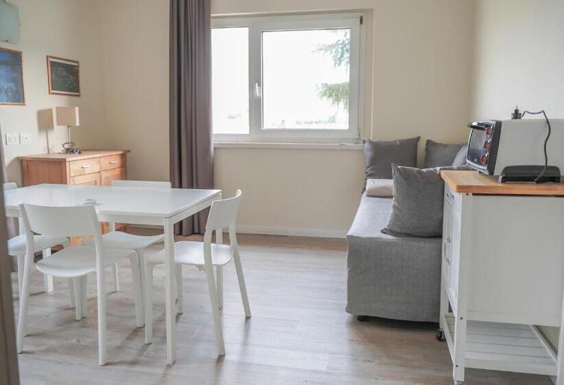 דירת חדר, Al Ponte Garnì