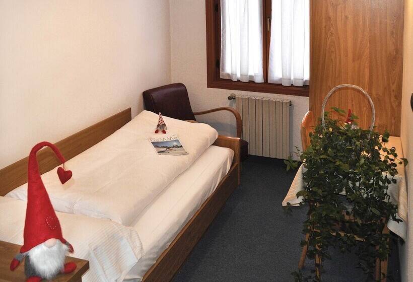 غرفة إقتصادية فردية, Albergo Antico