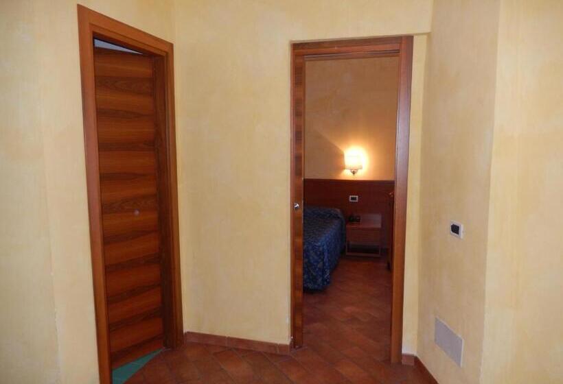 Четырехместный Номер Superior, Albergo Dei Leoni