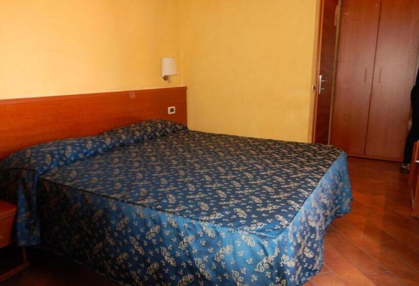 Номер Superior, Albergo Dei Leoni