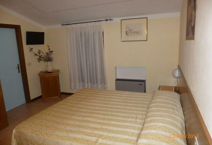 スタンダードルーム, Albergo La Foresteria