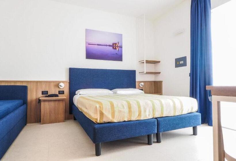 3 Bett Superior Zimmer, Angelo