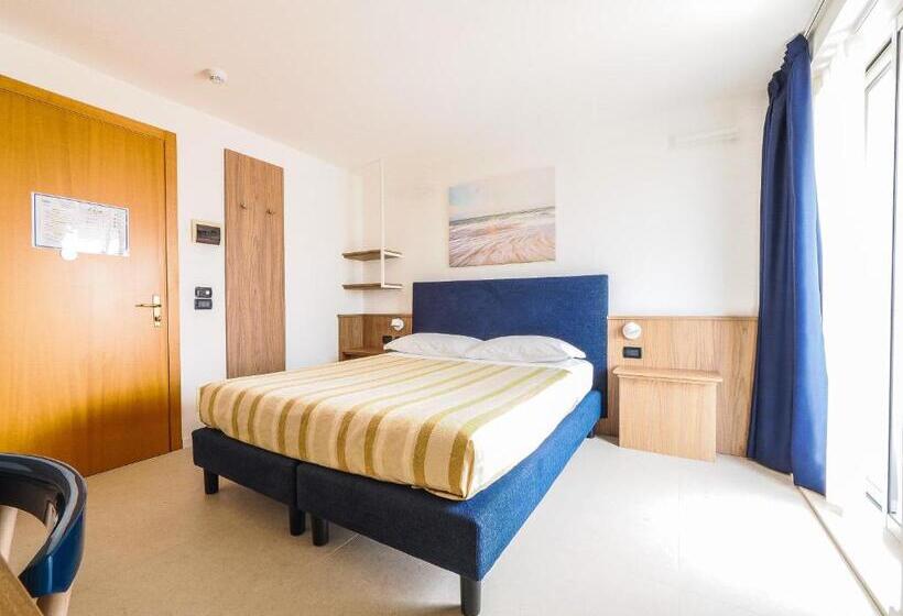 Standardzimmer Kingsize Bett, Angelo