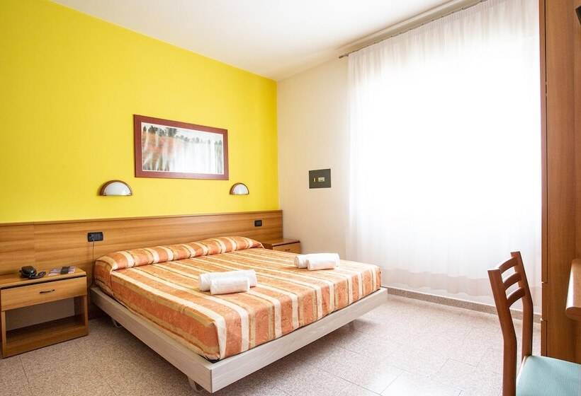 Standardzimmer, Angelo