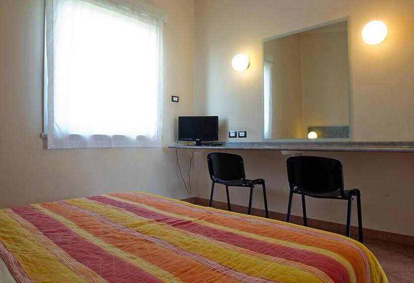 חדר סטנדרט, Auto