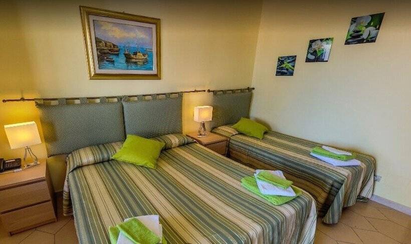 חדר סטנדרט, Calabattaglia