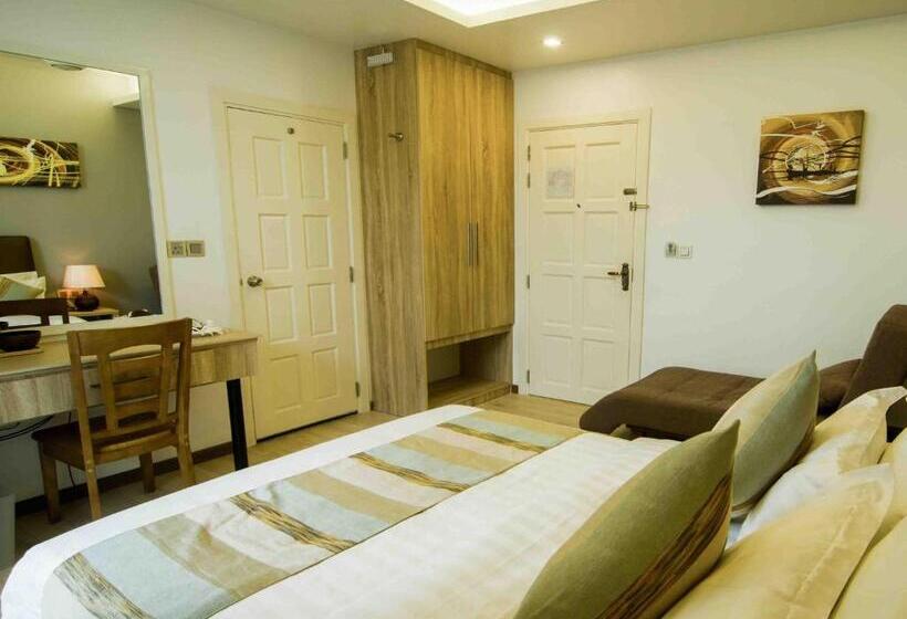 اتاق راحتی, Coconut Tree Hulhuvilla Beach