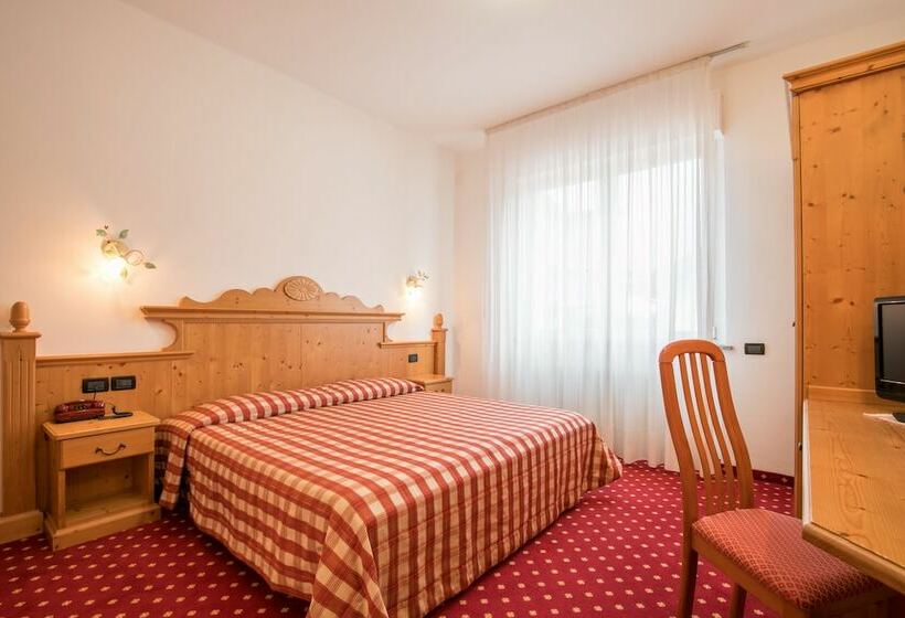 Quarto Estandar, Daniela