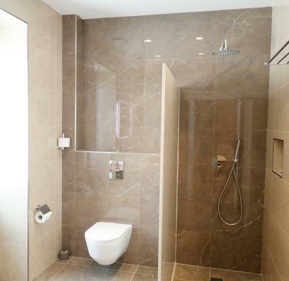 اتاق استاندارد با بالکن و چشم‌انداز دریا, Duncan Guesthouse