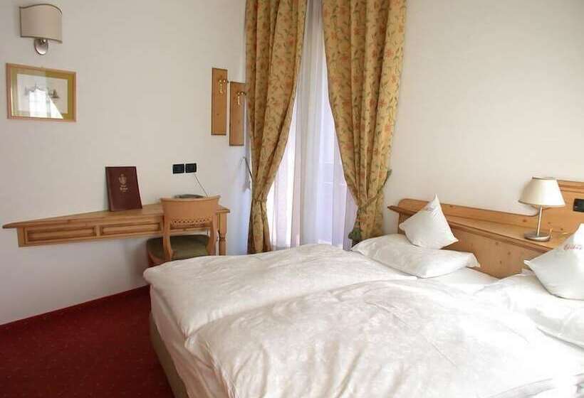 חדר סטנדרט, Eccher 3 Stelle Superior