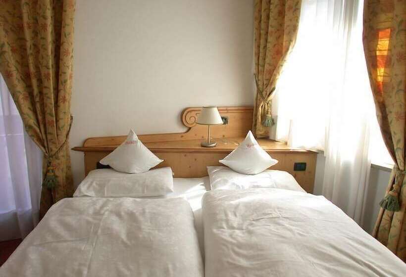 חדר סטנדרט, Eccher 3 Stelle Superior