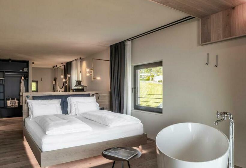 バルコニー付スイート, Gloriette Guesthouse Boutique