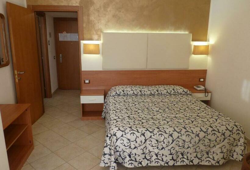 جناح عائلي غرفتين نوم, Kaly