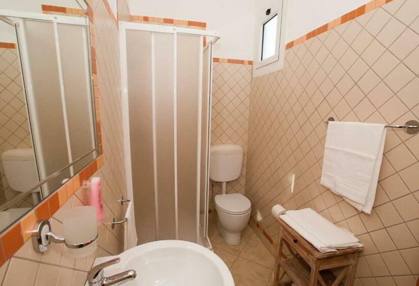 جناح عائلي غرفتين نوم, Kaly