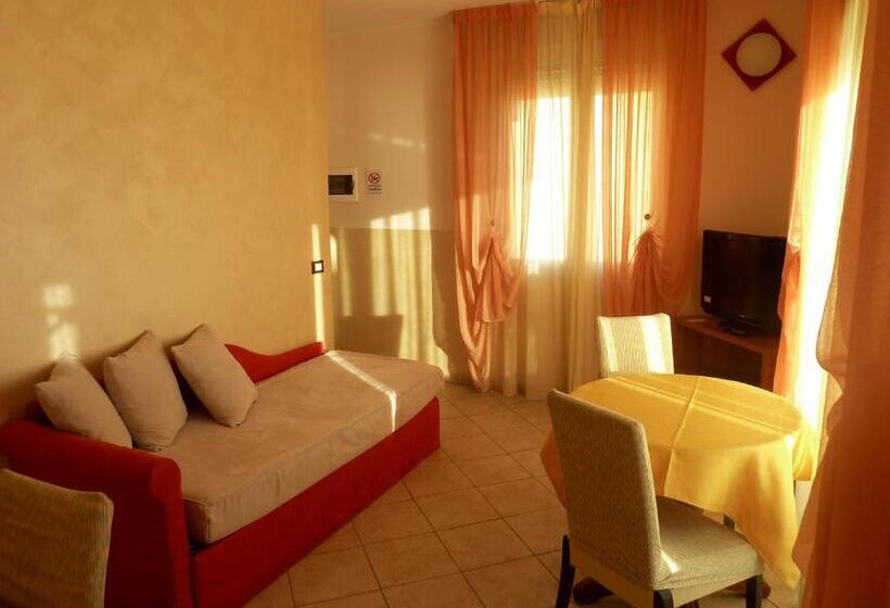 جناح مطلّ علي البحر, Kaly