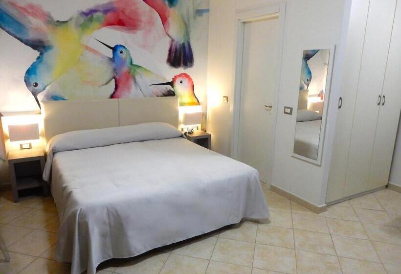 جناح جونيور مزوَّد بشرفة, Kaly