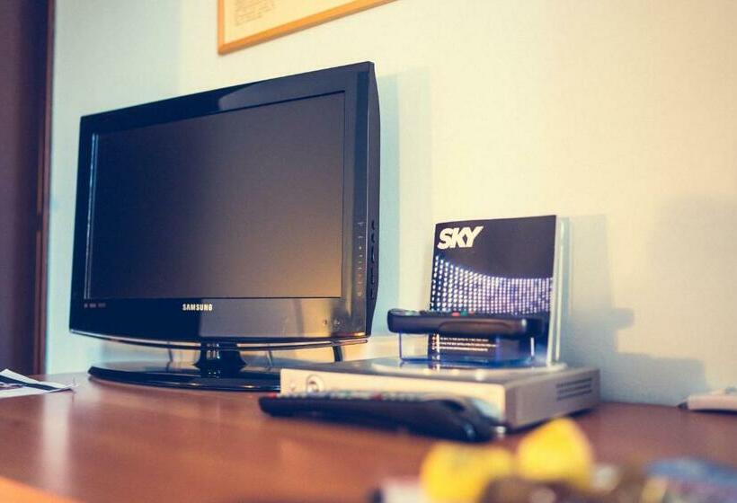 غرفة قياسية فردية, La Gaietta