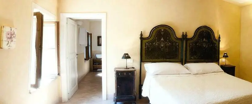 デラックスルーム, La Tavola Dei Cavalieri