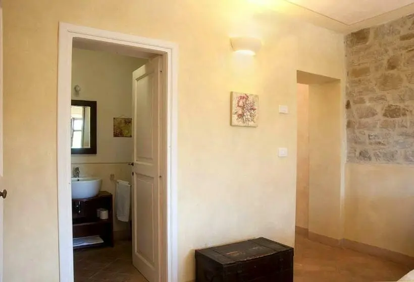 デラックスの４人部屋, La Tavola Dei Cavalieri