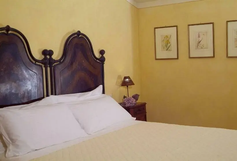 スーペリアールーム, La Tavola Dei Cavalieri