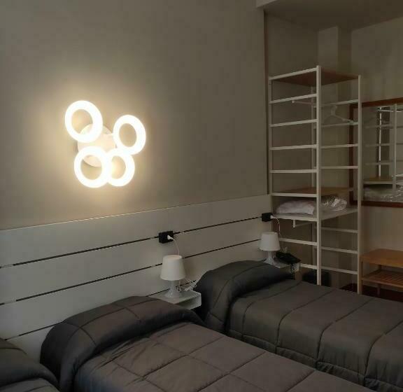 标准三人间, La Vignetta