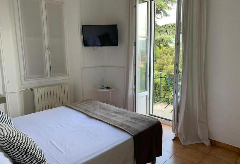 스탠다드 룸, Loveno