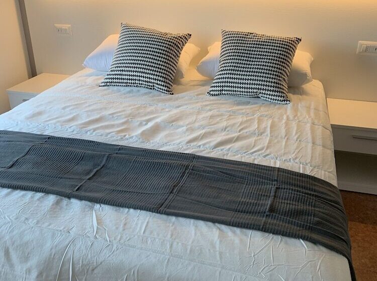 스탠다드 룸 호수 전망, Loveno