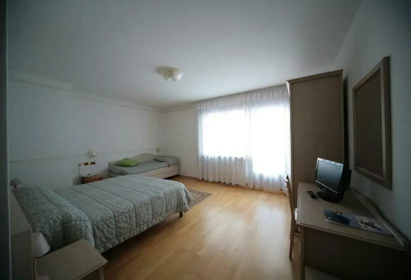 Standard-huone, Marianna