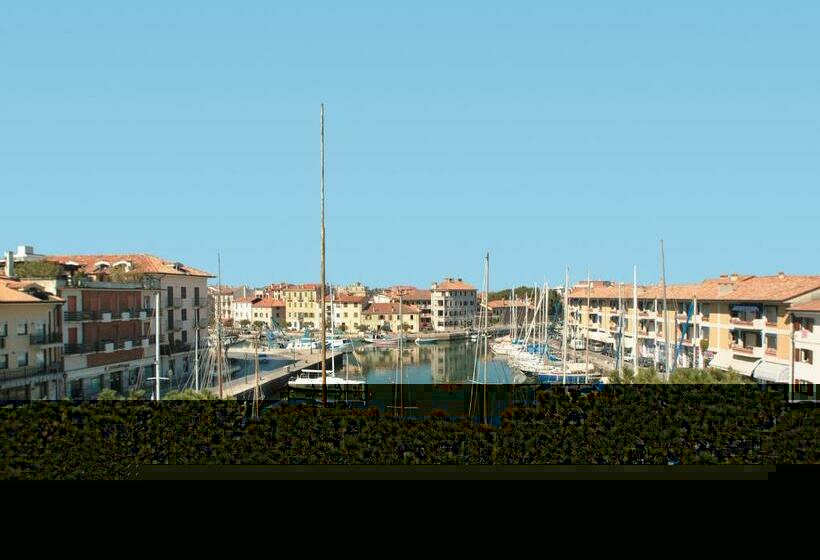 스탠다드 전망 룸, Metropole