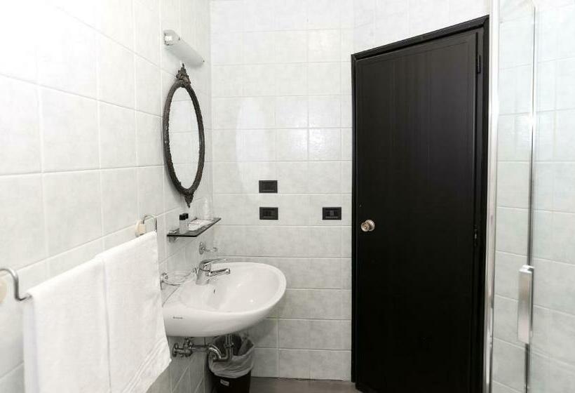 Quarto Estandar Individual, Mignon