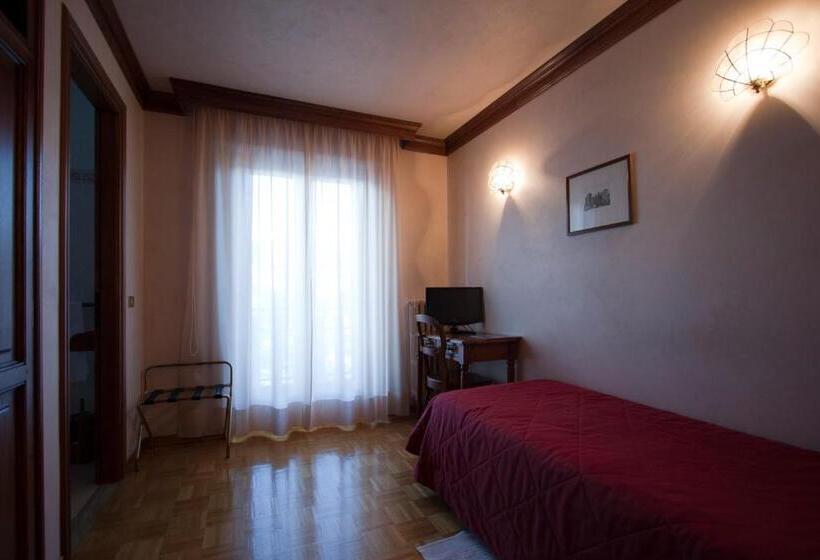 חדר סטנדרט יחיד עם מרפסת, Panoramique