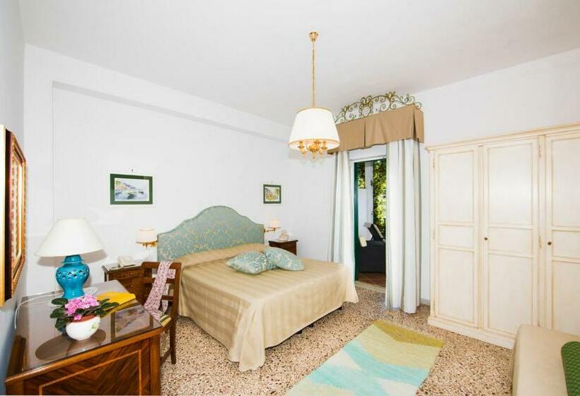 סוויטת ג'וניור נוף לים, Pellegrino