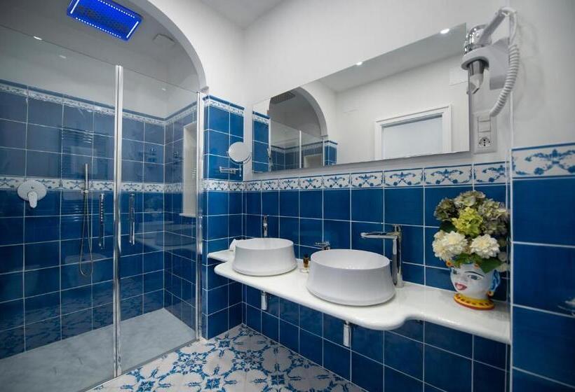 חדר דלוקס לשלושה עם נו לים, Pellegrino