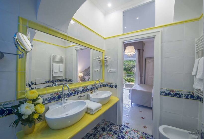 חדר סטנדרט צדדי נוף לים, Pellegrino