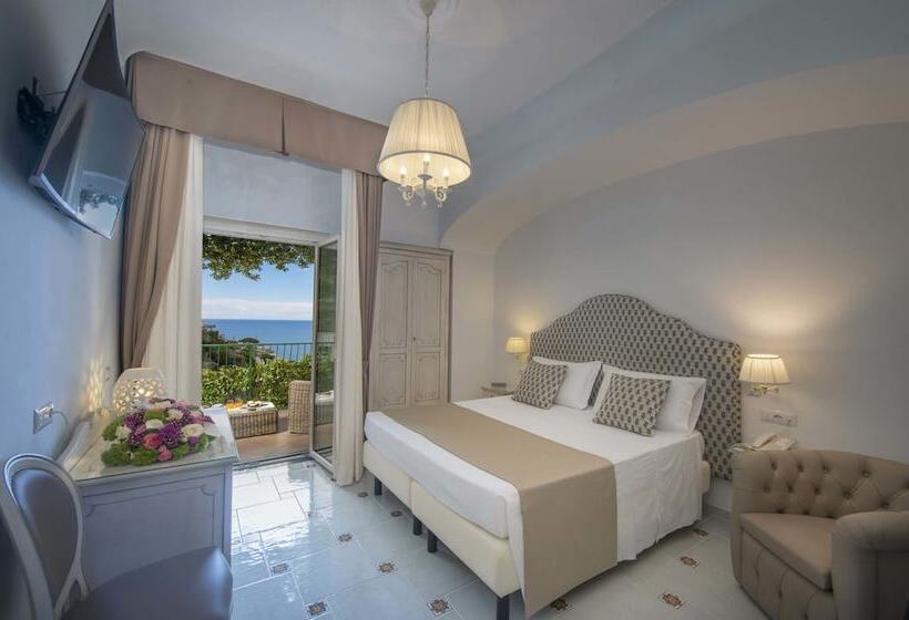 디럭스 룸 바다 전망, Pellegrino