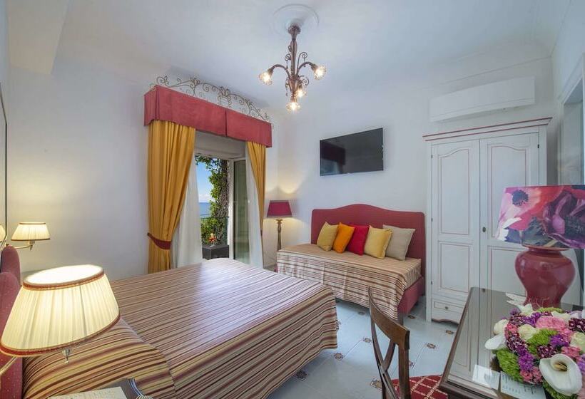 חדר דלוקס נוף לים, Pellegrino