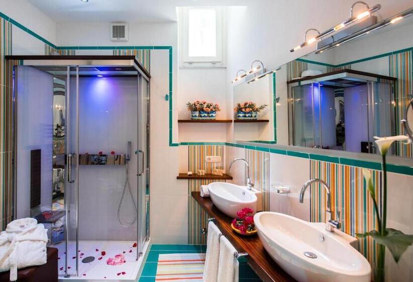 חדר דלוקס לשלושה עם נו לים, Pellegrino