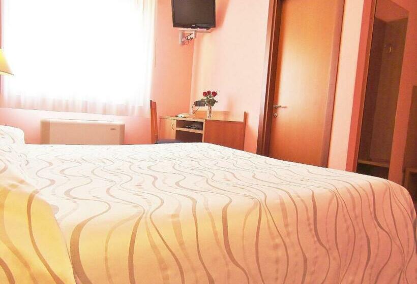 Номер Стандарт, Ristorante Al Bassanello