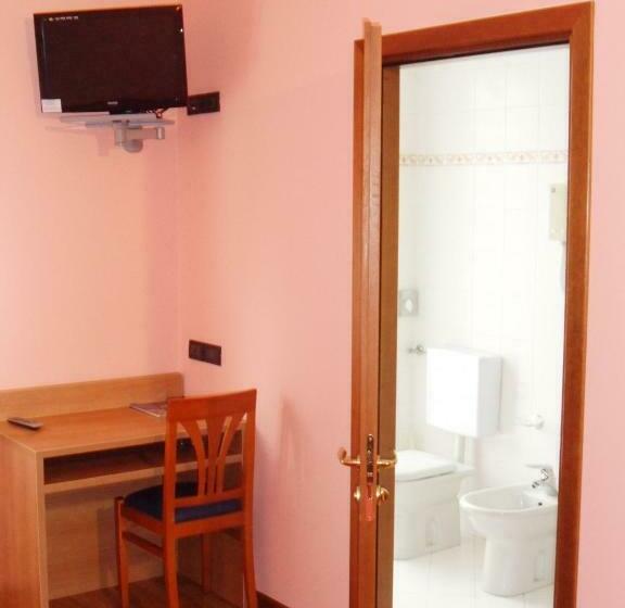 Номер Стандарт Трехместный, Ristorante Al Bassanello