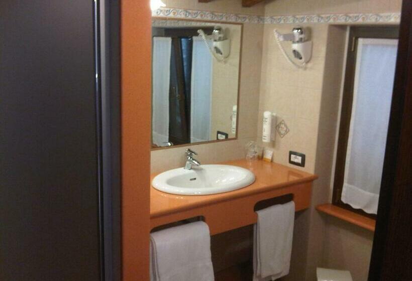 סוויטת ג'וניור, Ristorante Il Cavaliere