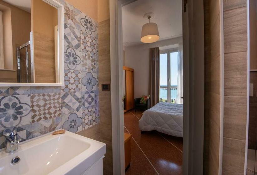 バルコニー付きスタンダードルーム, Tigullio