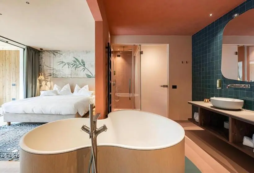 سوئیت با تخت بزرگ, Latemar Hotel Suites Spa