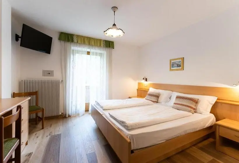 اتاق استاندارد, Latemar Hotel Suites Spa