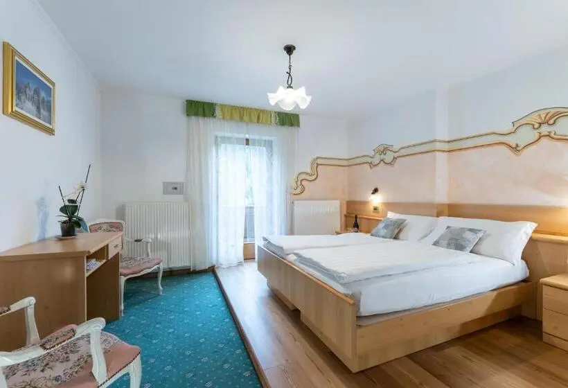 اتاق استاندارد, Latemar Hotel Suites Spa