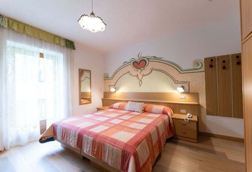 חדר סטנדרט, Latemar   Hotel Suites Spa